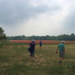 Fotostopp am wunderschönen Mohnfeld in Grube (Foto: Fides Mahrla)
