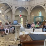 Robert Leichsenring, Stadtführer und stellv. Vorsitzender der Historischen Straßenbahn Potsdam e.V. beim Vortrag.