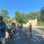 Sammeln nach dem Erklimmen des Babelsbergs