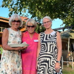 Als Gast mit dabei Prof. Heide Sperschneider (l.) aus Jena mit den Mitgliedern Karin Genrich und Marion Friebel.