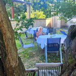 Zum Wohl und auf einen schönen Abend, liebe Dr. Andrea Panitz.