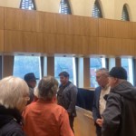 Keine Berührungsängste in der Synagoge